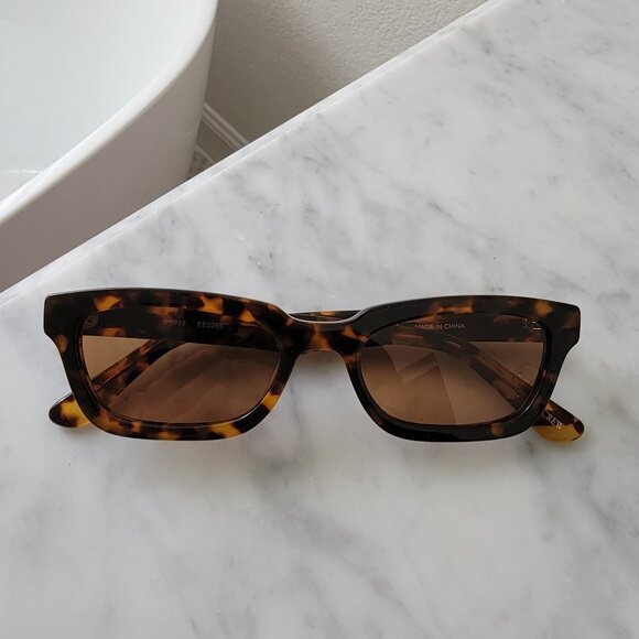 J Crew Leopard Sunglasses - Picture 1 of 6